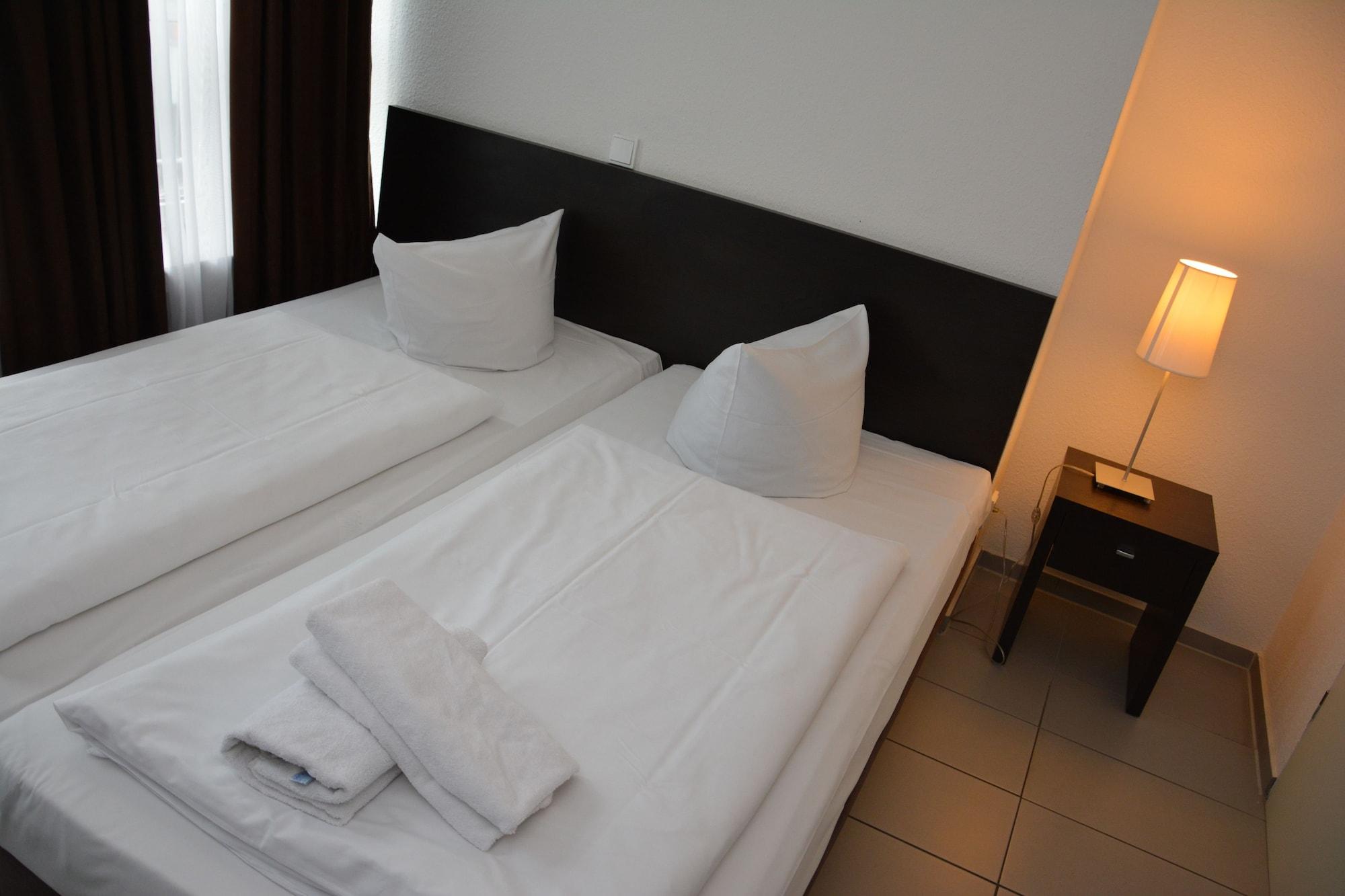 Mosel Hotel Frankfurt nad Mohanem Exteriér fotografie